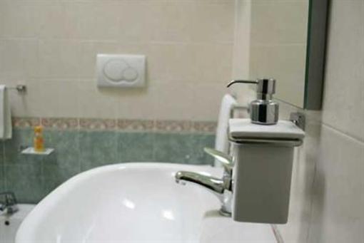 фото отеля Frusa Bed & Breakfast Serravalle Pistoiese