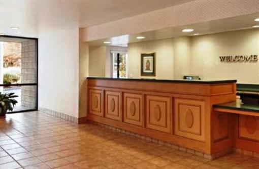 фото отеля Red Roof Inn Foxboro Mansfield (Massachusetts)