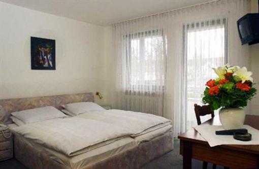 фото отеля Hotel Alka Bietigheim-Bissingen