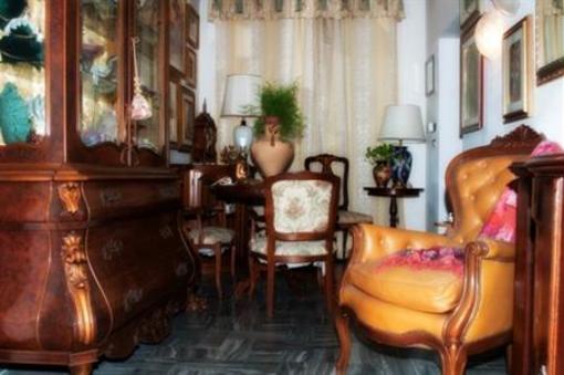фото отеля Lucilla's World B&B