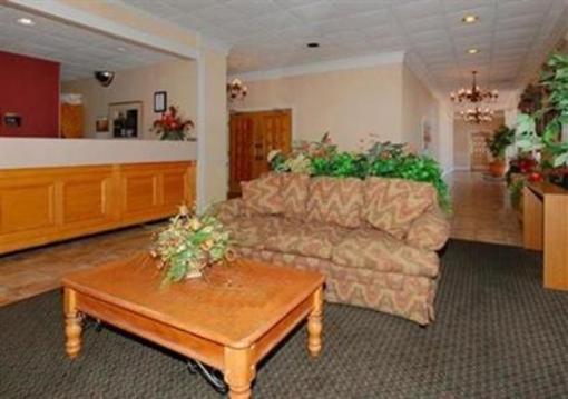 фото отеля Econo Lodge Inn & Suites Downtown
