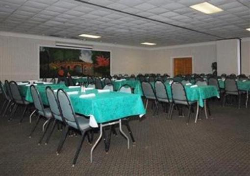 фото отеля Econo Lodge Inn & Suites Downtown