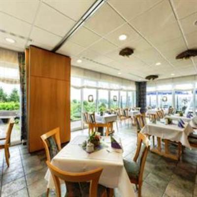 фото отеля Hotel Waldesruh Lengefeld