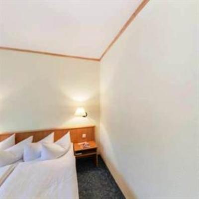 фото отеля Hotel Waldesruh Lengefeld