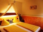 фото отеля Waldhof Appartements am Tennisplatz Ehrwald