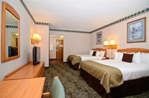 фото отеля BEST WESTERN Northwoods Lodge