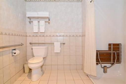 фото отеля BEST WESTERN Northwoods Lodge