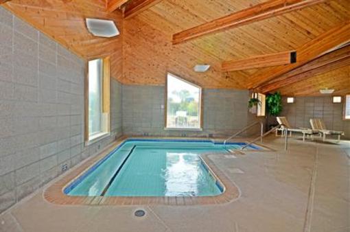 фото отеля BEST WESTERN Northwoods Lodge