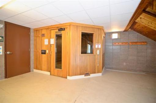 фото отеля BEST WESTERN Northwoods Lodge