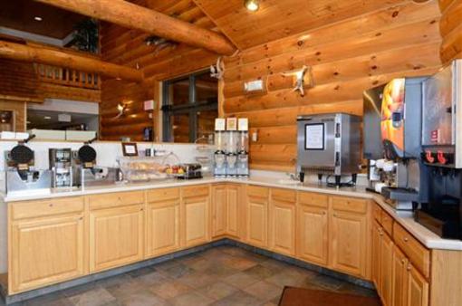 фото отеля BEST WESTERN Northwoods Lodge