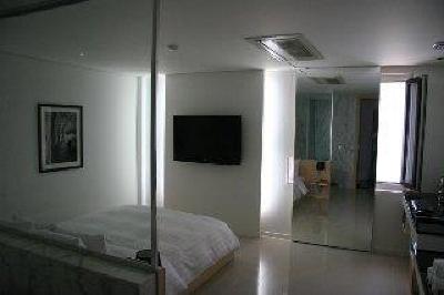 фото отеля Junibin Hotel