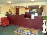 Days Inn and Suites Red Bluff