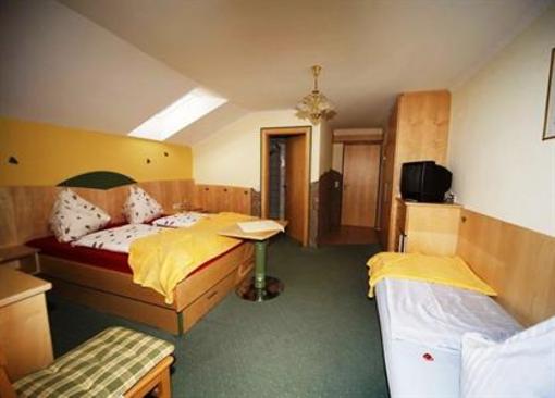 фото отеля Hotel Garni Zerza Hermagor