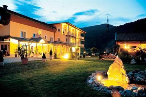 фото отеля Hotel Garni Zerza Hermagor