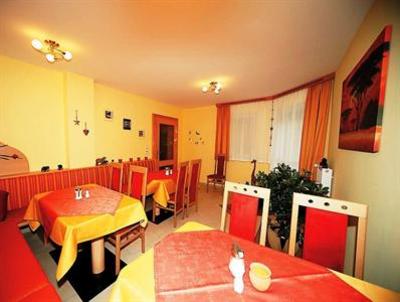 фото отеля Hotel Garni Zerza Hermagor