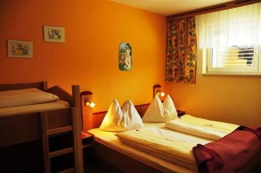 фото отеля Hotel Garni Zerza Hermagor