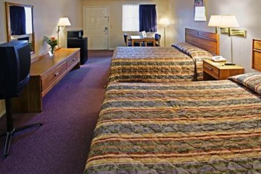 фото отеля Americas Best Value Inn Columbia
