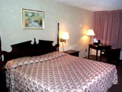 фото отеля Super 8 La Grange