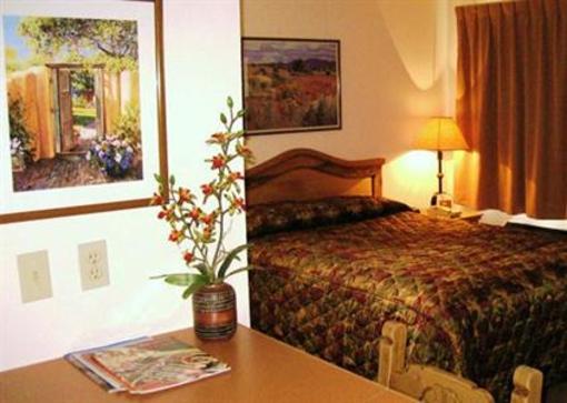 фото отеля The Santa Fe Suites