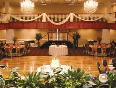 фото отеля Village Inn Event Center