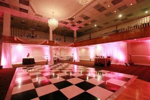 фото отеля Village Inn Event Center