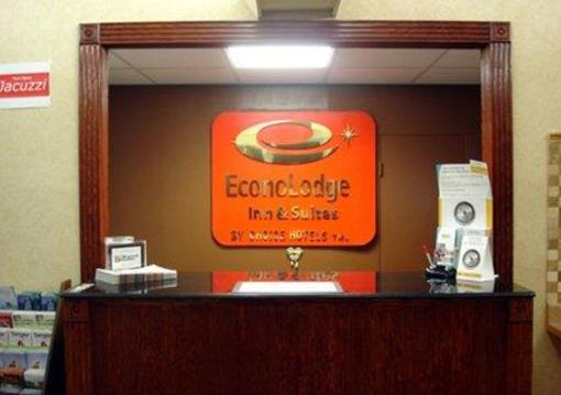 фото отеля Econo Lodge Inn & Suites Warren (Ohio)