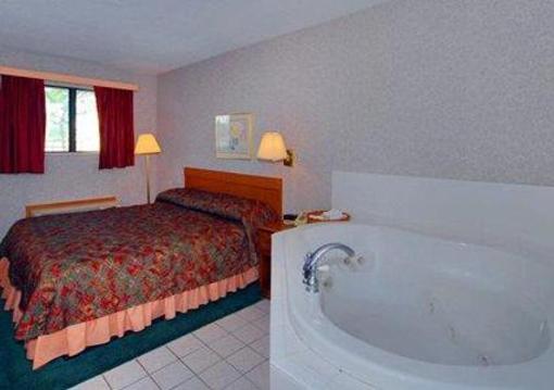 фото отеля Econo Lodge Holland (Ohio)