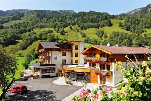 фото отеля Feriendorf Ponyhof Hotel Fusch an der Grossglocknerstrasse