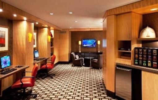 фото отеля Execustay Verde Northpointe
