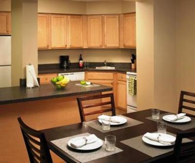 фото отеля Execustay Verde Northpointe