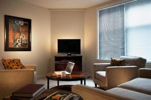 фото отеля Execustay Verde Northpointe