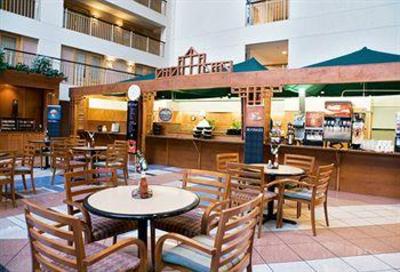 фото отеля Embassy Suites Chicago O'Hare Rosemont