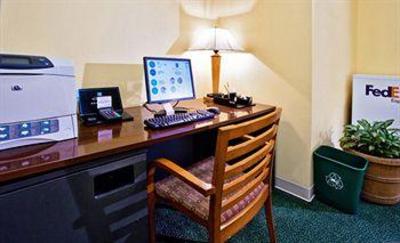 фото отеля Embassy Suites Chicago O'Hare Rosemont