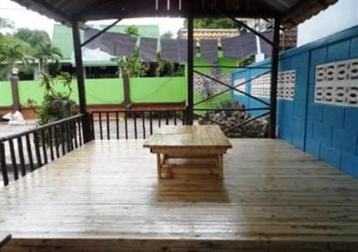 фото отеля Ban Khun Ning Si Chang Resort
