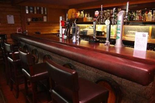 фото отеля Log Cabin Hotel Kirkmichael