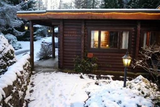 фото отеля Log Cabin Hotel Kirkmichael