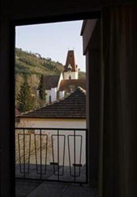 фото отеля Gasthaus Hotel Zur Schonenburg Schönberg am Kamp