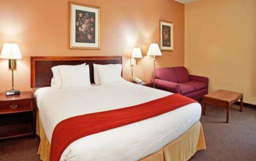 фото отеля Holiday Inn Express Marshfield Springfield Area