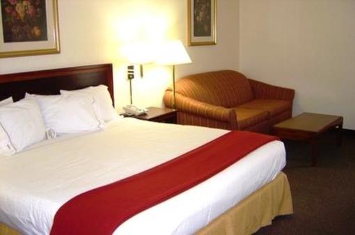 фото отеля Holiday Inn Express Marshfield Springfield Area