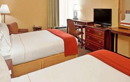 фото отеля Holiday Inn Express Marshfield Springfield Area