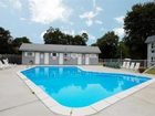 фото отеля Econo Lodge Inn & Suites Airport Windsor Locks