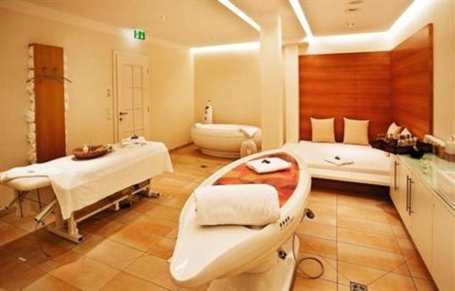 фото отеля Almhof Tophotel Nauders