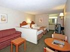 фото отеля Ramada Biltmore West