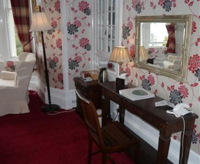 фото отеля Abbots Brae Hotel Dunoon