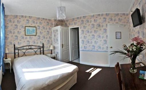 фото отеля Hotel De La Plage Ouistreham