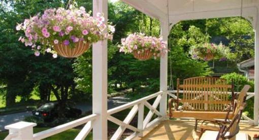 фото отеля Louisa's Porch Home Stay Bed and Breakfast