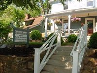 Louisa's Porch Home Stay Bed and Breakfast