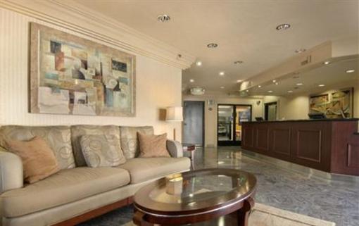 фото отеля Holiday Inn Express Century City