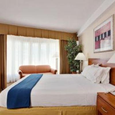 фото отеля Holiday Inn Express Century City