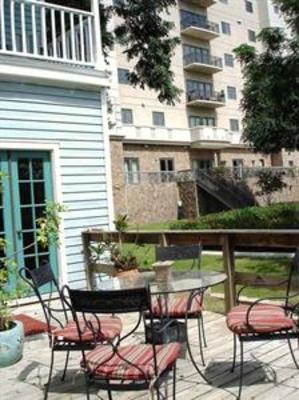 фото отеля Inn on the Riverwalk